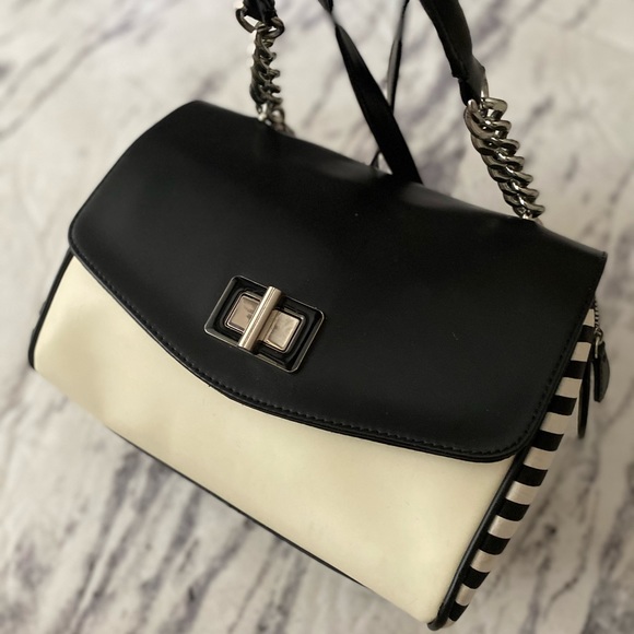 EUC black & white bag w/ stripes & chain detail - Picture 1 of 1